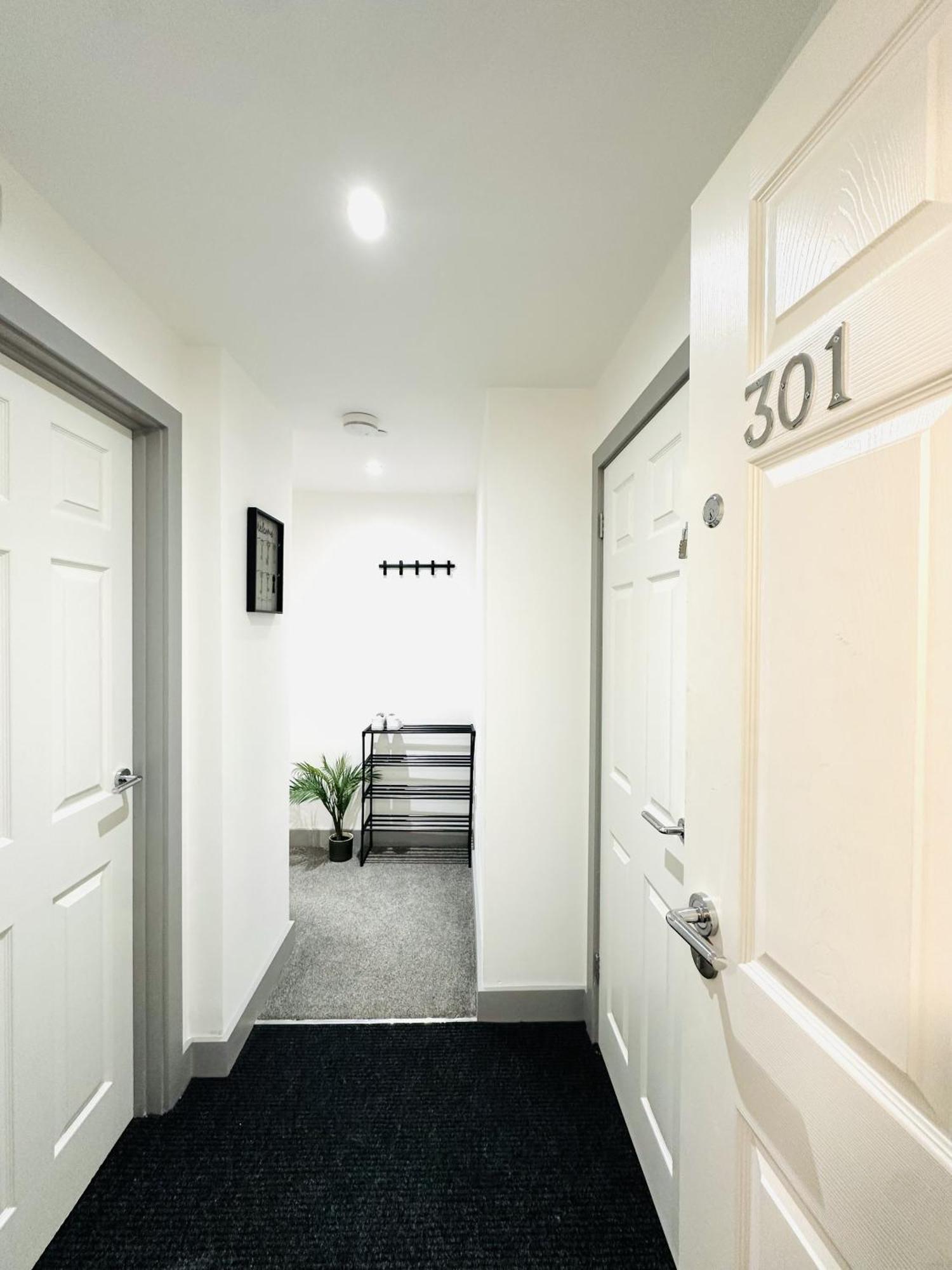 301 Grosvenor House Apartment Wakefield Exterior photo